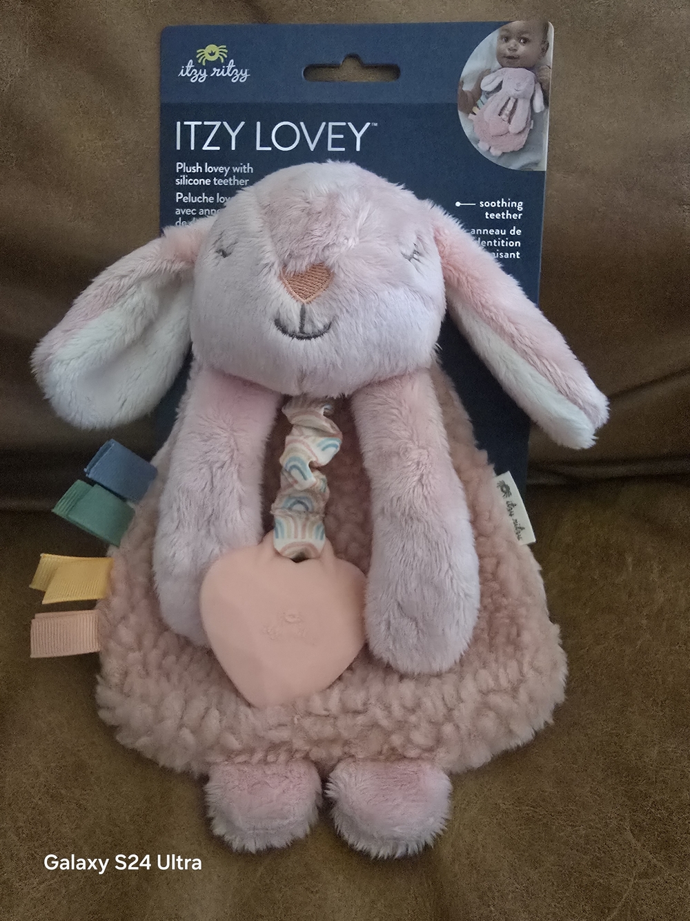NWT Itzy Ritzy Pink Ana Bunny Lovey with Heart Teether